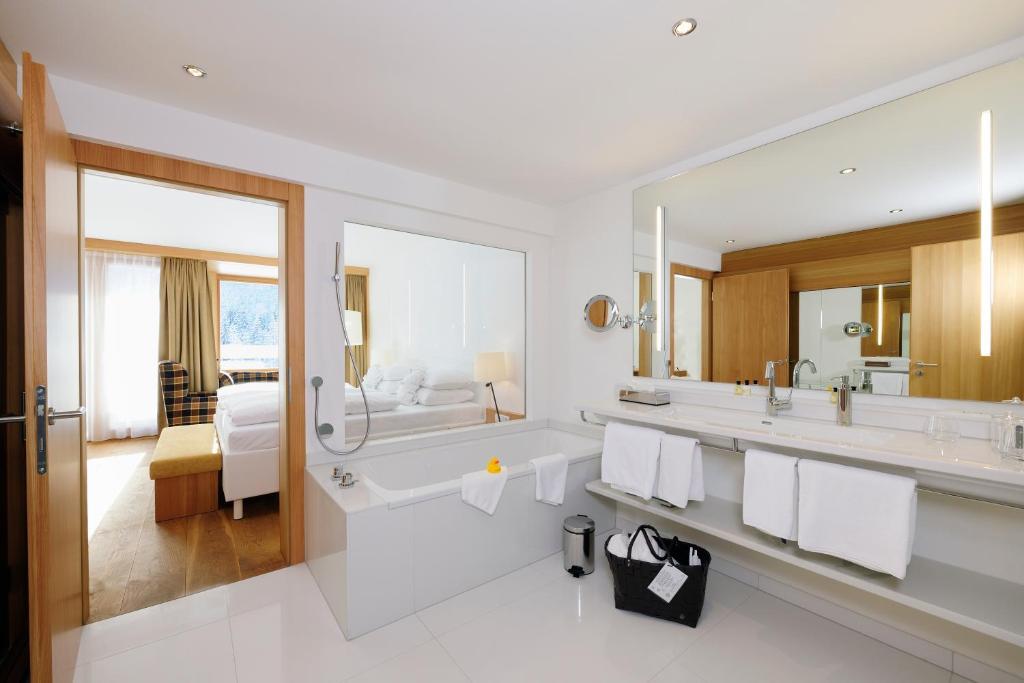 Das Kranzbach Hotel Krun Room photo